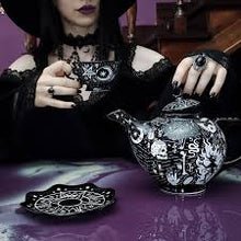 Carica l'immagine nel visualizzatore di Gallery, Killstar Spiritualis teapot
