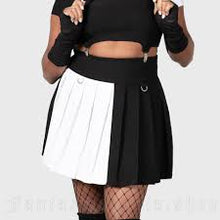 Carica l'immagine nel visualizzatore di Gallery, Killstar Hels Harlequin mini Skirt
