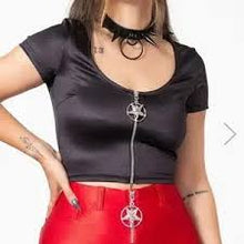 Carica l'immagine nel visualizzatore di Gallery, Killstar Karlene Zip Crop Top
