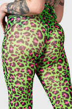 Carica l'immagine nel visualizzatore di Gallery, Killstar Emerald Sugar Mesh Flare Trousers
