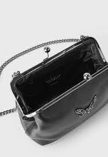 Carica l'immagine nel visualizzatore di Gallery, Killstar Charming Shroom Handbag
