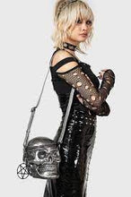 Carica l'immagine nel visualizzatore di Gallery, Killstar Grave Digger Skull Silver Leather Handbag
