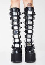 Carica l'immagine nel visualizzatore di Gallery, Demonia Cult Swing 815 Leather Black
