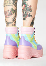 Carica l'immagine nel visualizzatore di Gallery, YRU Shoes Matrixx High Pastel.
